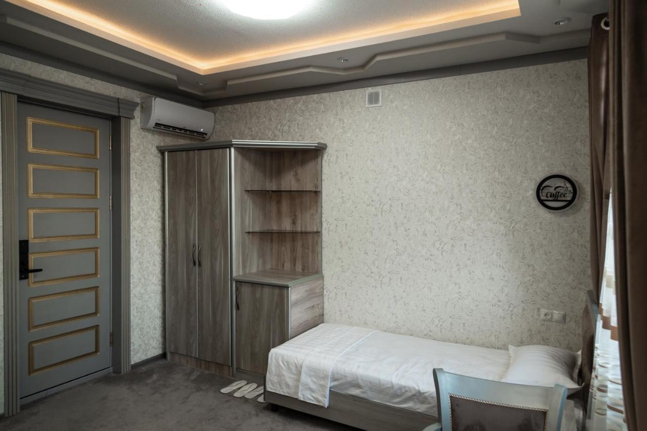 Diyor Hotel Marghilon Extérieur photo