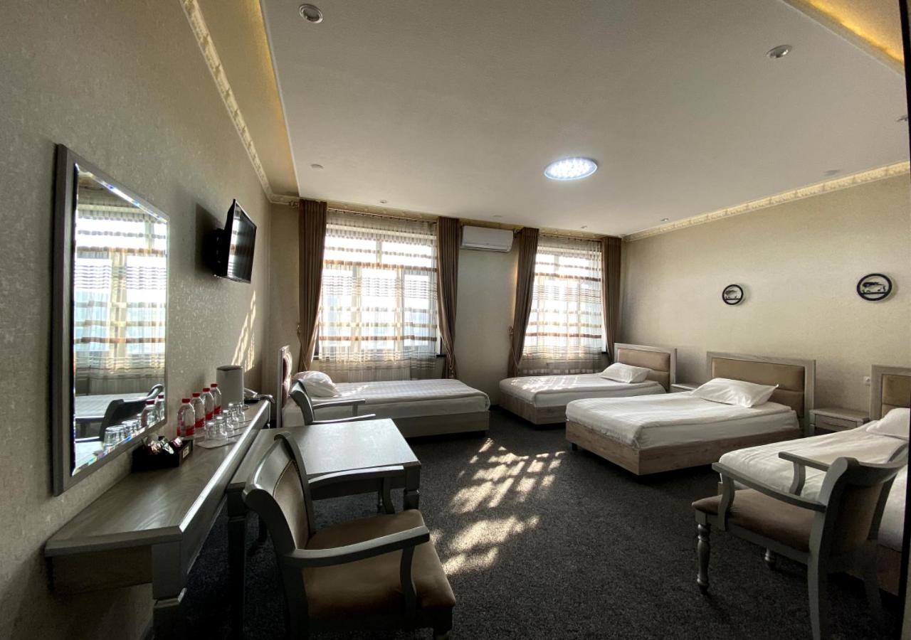 Diyor Hotel Marghilon Extérieur photo