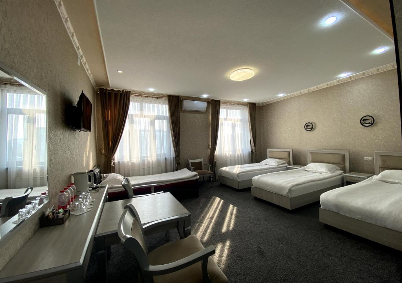 Diyor Hotel Marghilon Extérieur photo